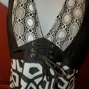 NWOT Tankini Bathing Swim Halter Top sz Medium Black & White